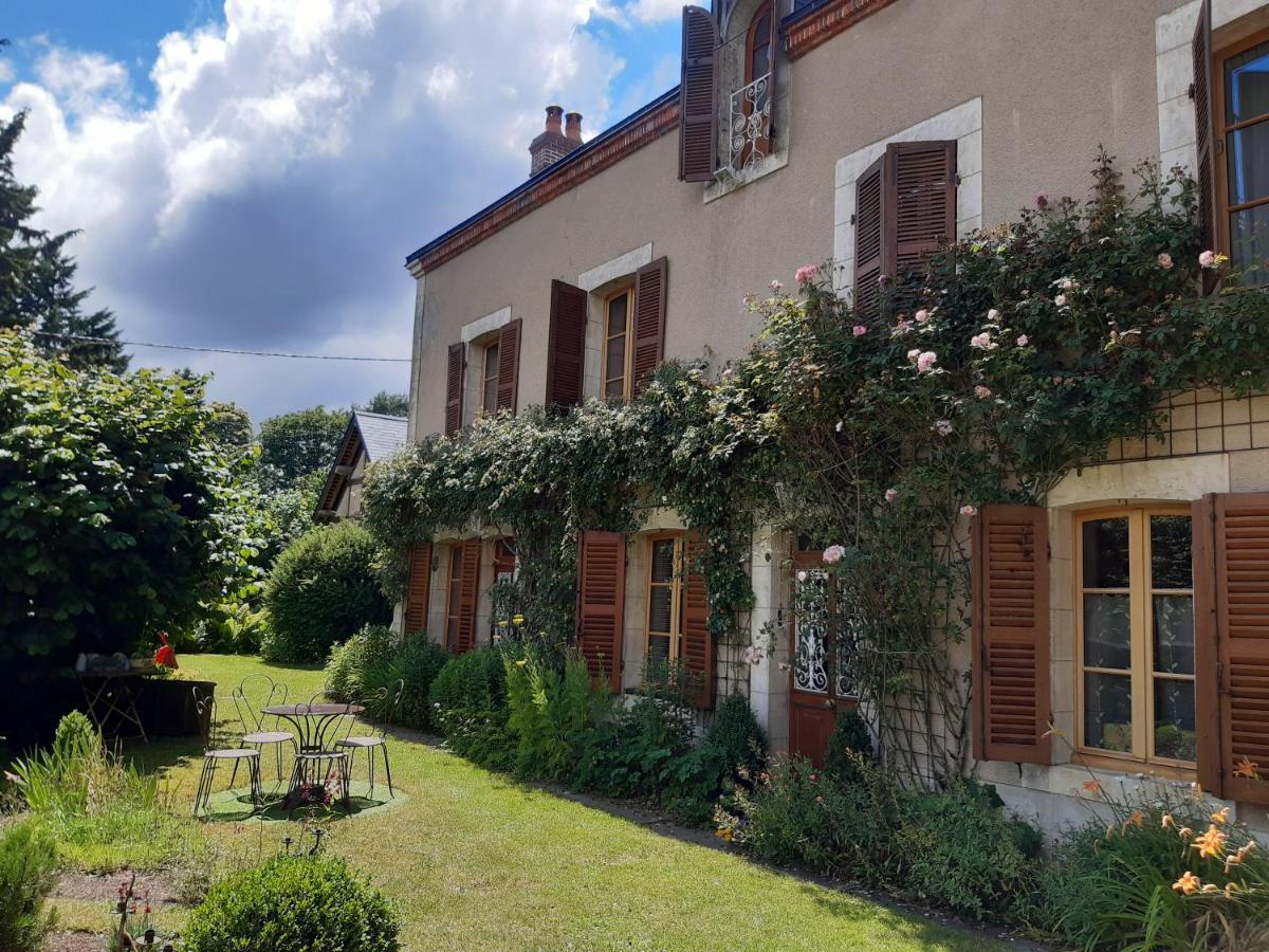 Le Buisson De La Gariole Bed & Breakfast โอบิญี-ซูร์-แนร์ ภายนอก รูปภาพ
