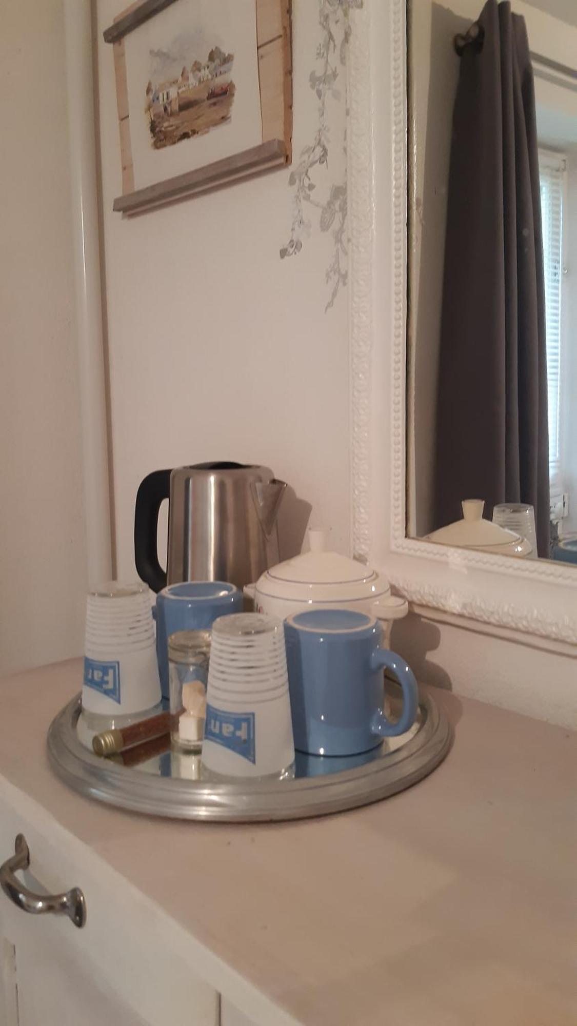 Le Buisson De La Gariole Bed & Breakfast โอบิญี-ซูร์-แนร์ ภายนอก รูปภาพ