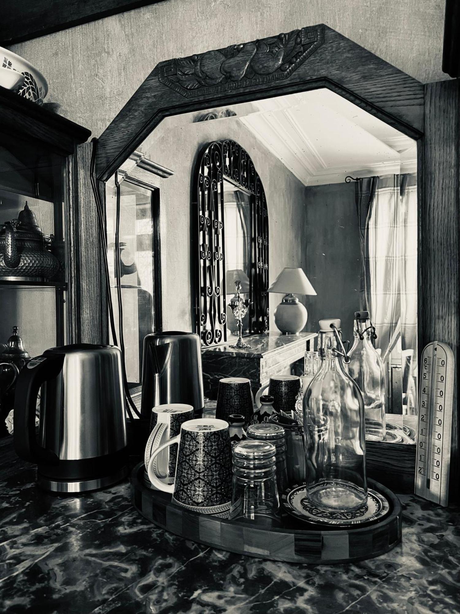 Le Buisson De La Gariole Bed & Breakfast โอบิญี-ซูร์-แนร์ ภายนอก รูปภาพ