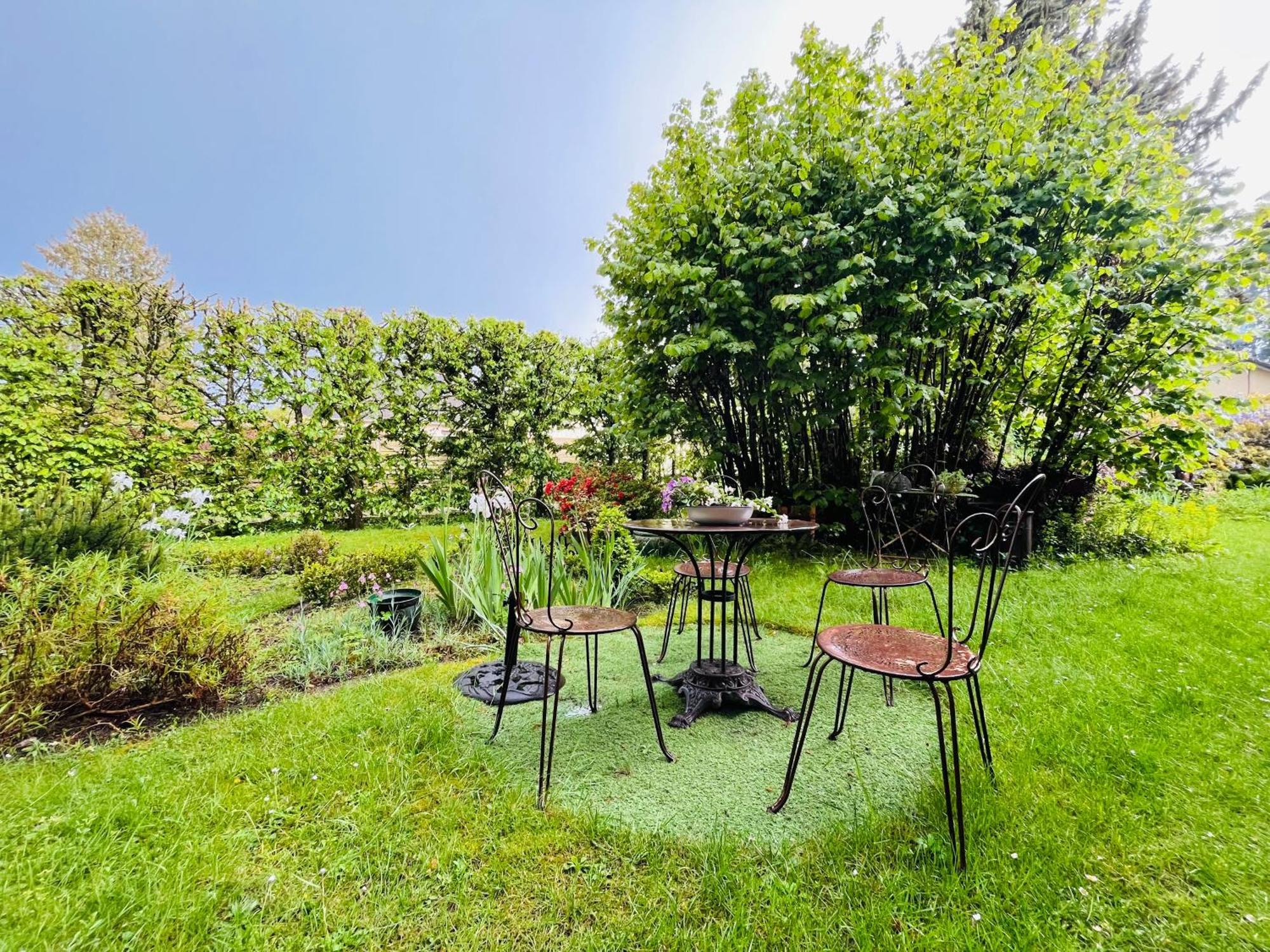 Le Buisson De La Gariole Bed & Breakfast โอบิญี-ซูร์-แนร์ ภายนอก รูปภาพ