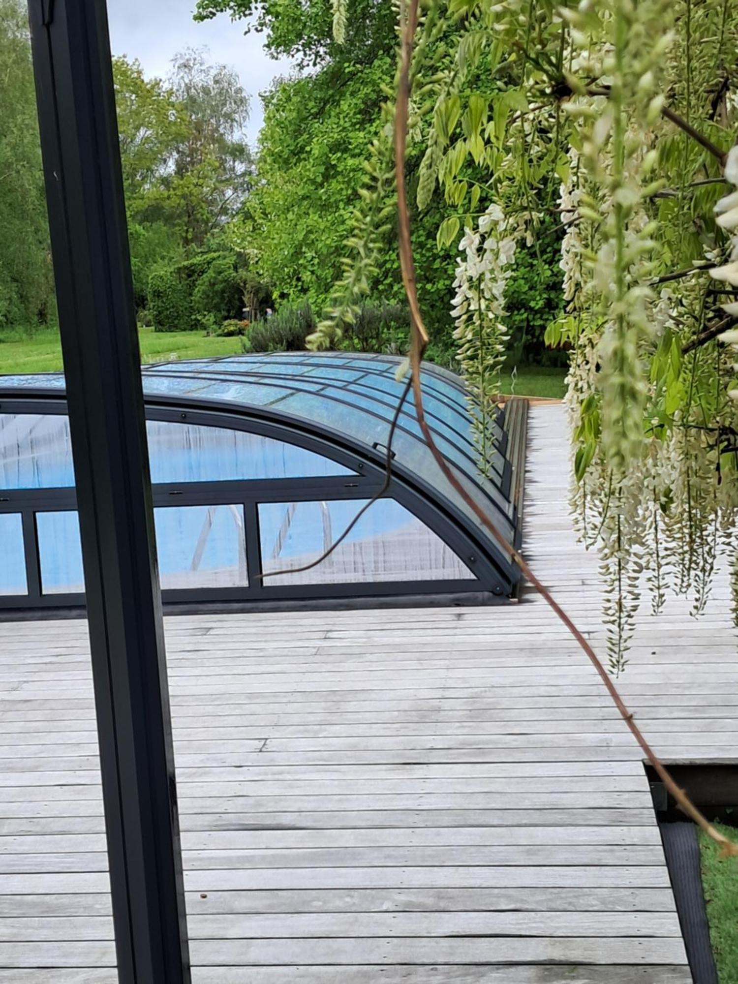 Le Buisson De La Gariole Bed & Breakfast โอบิญี-ซูร์-แนร์ ภายนอก รูปภาพ