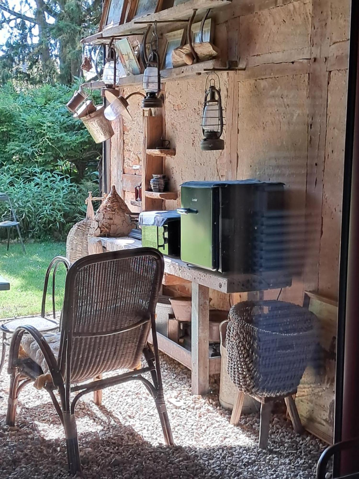 Le Buisson De La Gariole Bed & Breakfast โอบิญี-ซูร์-แนร์ ภายนอก รูปภาพ