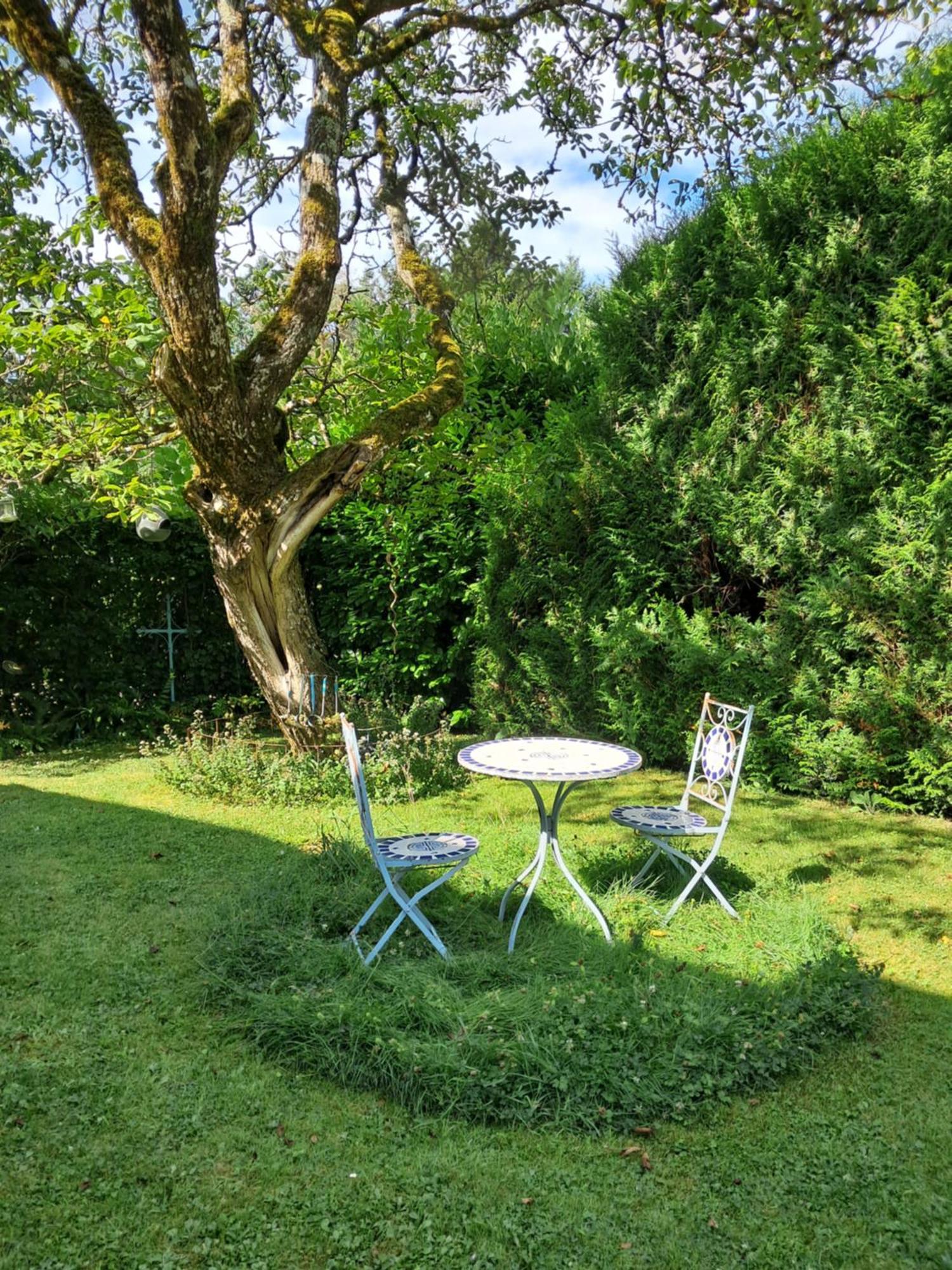 Le Buisson De La Gariole Bed & Breakfast โอบิญี-ซูร์-แนร์ ภายนอก รูปภาพ