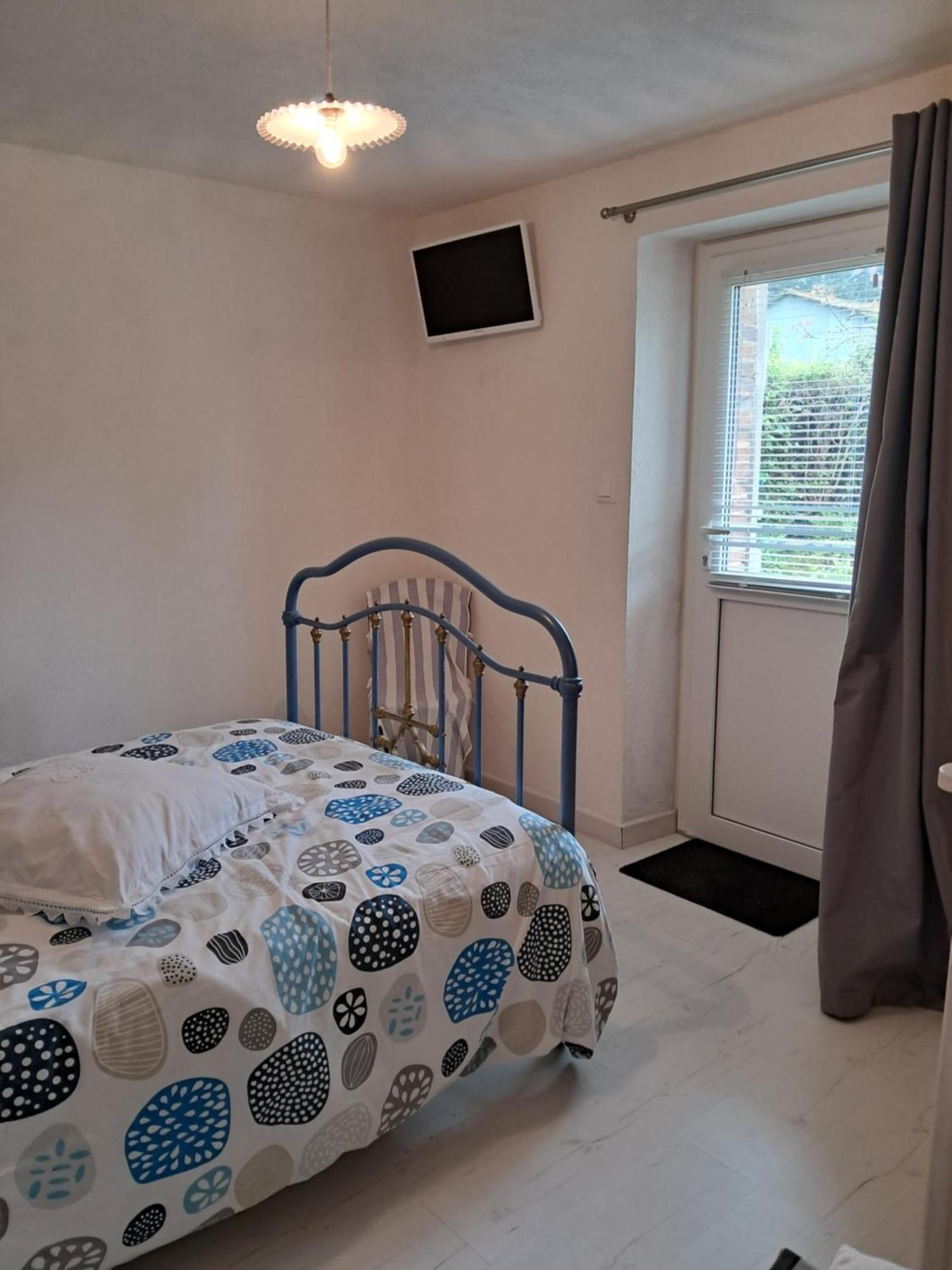 Le Buisson De La Gariole Bed & Breakfast โอบิญี-ซูร์-แนร์ ห้อง รูปภาพ